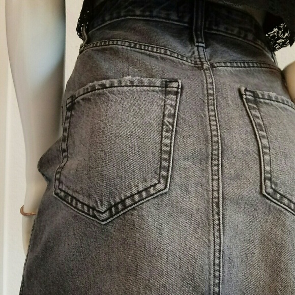 Abercrombie & Fitch jean skirt - Picture 4 of 6